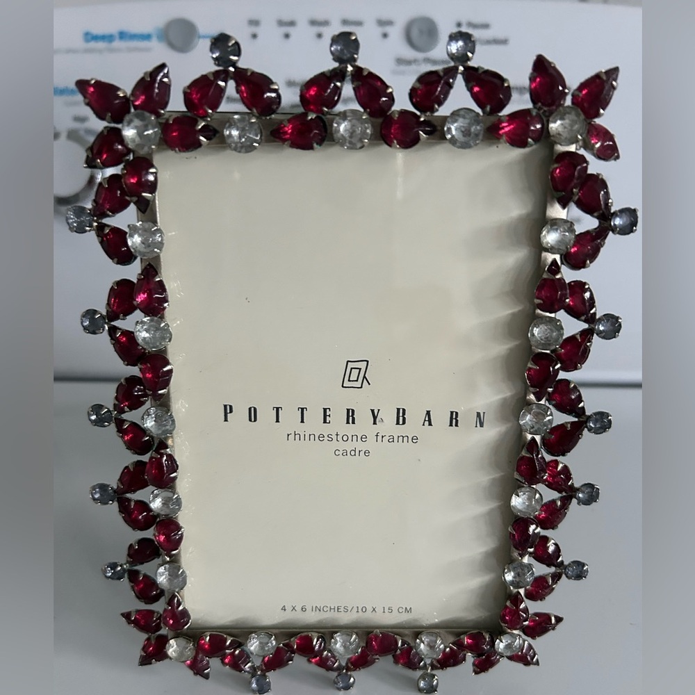 4x6 pottery barn frame great/like new condition